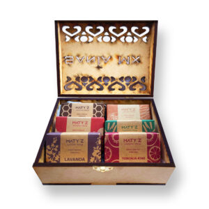 Set de 6 Jabones Artesanales Naturales en Caja de Madera - Maty'z Saponi